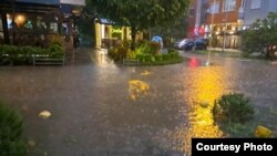Ulice Novog Sada pod vodom 17. maja, fotografiju ustupio: 021.rs