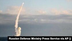 Попередньої доби у цьому морі також було два російські ракетоносії.