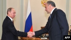 История с главой Дагестана показала, что у Кремля нет длинной "скамейки запасных"