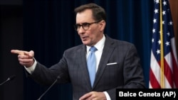 John Kirby, purtătorul de cuvânt pe probleme de securitate al Casei Albe, la o întâlnire cu presa, Washington, 5 mai 2022
