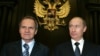 Валерий Зорькин и Владимир Путин. Архивное фото.