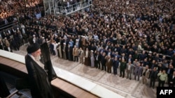 Iranski vrhovni vođa, ajatolah Ali Hamnei, prisustvovao je ceremoniji ranije ovog mjeseca u Teheranu. (arhivska fotografija)