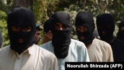 په جلال اباد کې نيول شوي مشکوک داعش وسله وال
