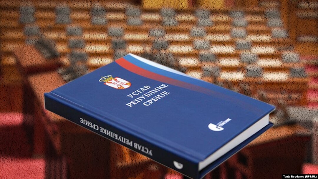 Šest zamerki na rešenja ustavnih amandmana (na fotografiji Ustav Republike Srbije)