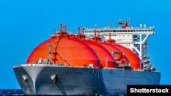 СПГ-танкер для перевозки сжиженного природного газа.
